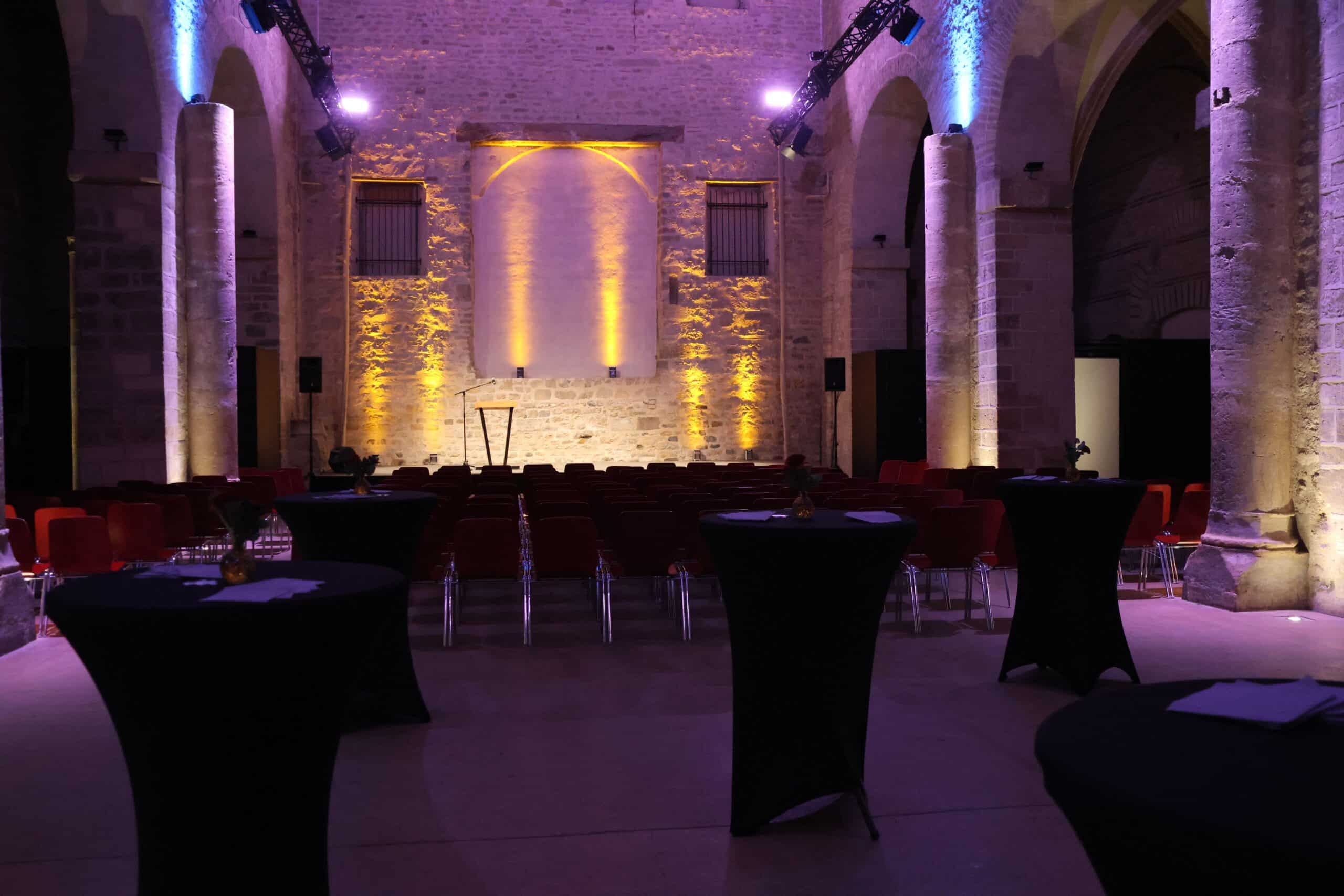 salle de conférence dans l'église Saint-Pierre-aux-Nonnains à Metz