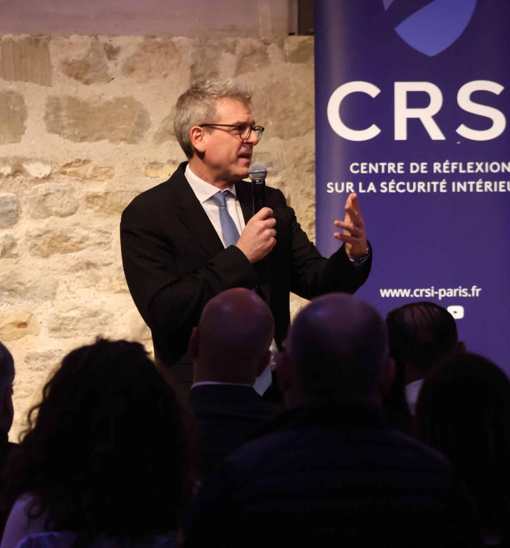 Thibault de Montbrial pendant la conférence Topaz x CRSI
